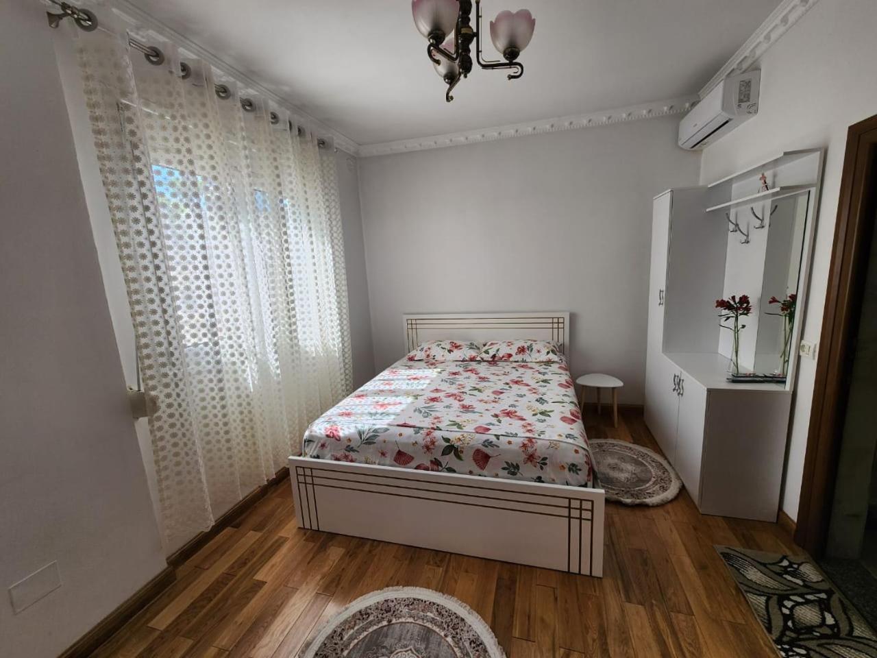 Private Room On A Shared Apartament Near Durres Beach Εξωτερικό φωτογραφία