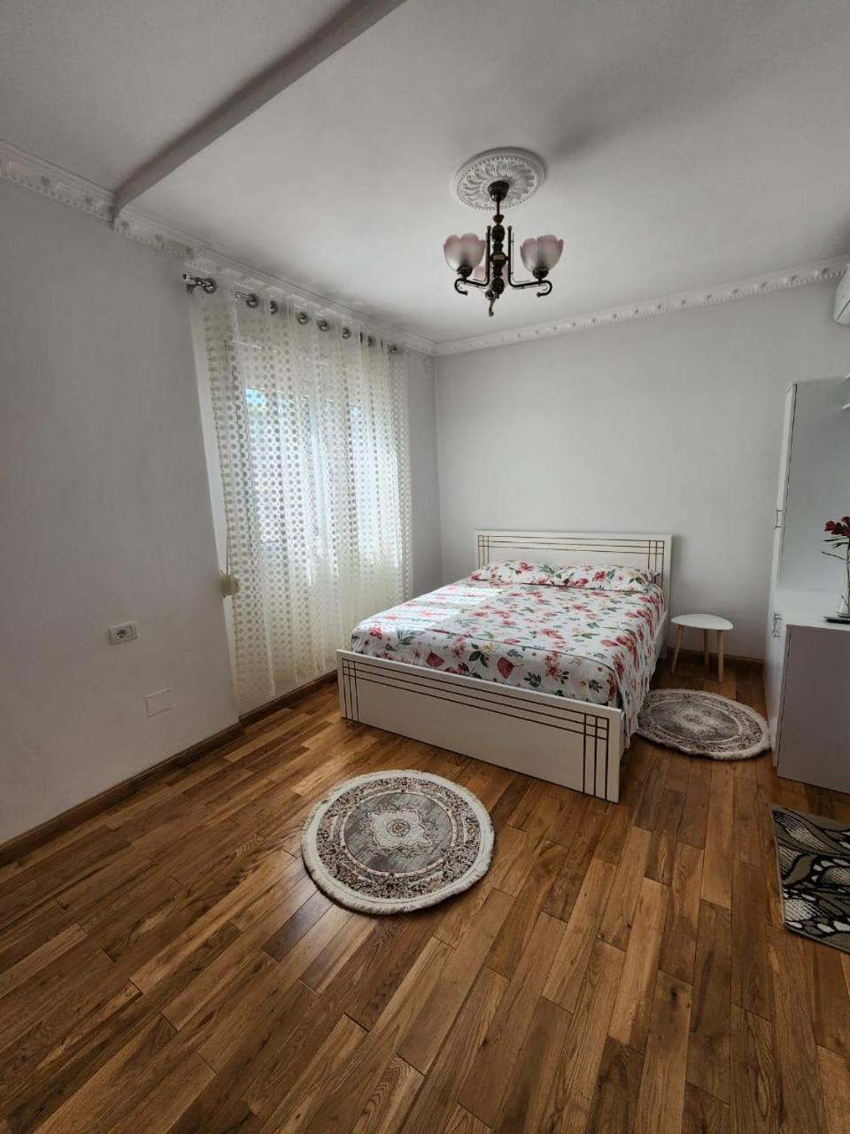 Private Room On A Shared Apartament Near Durres Beach Εξωτερικό φωτογραφία