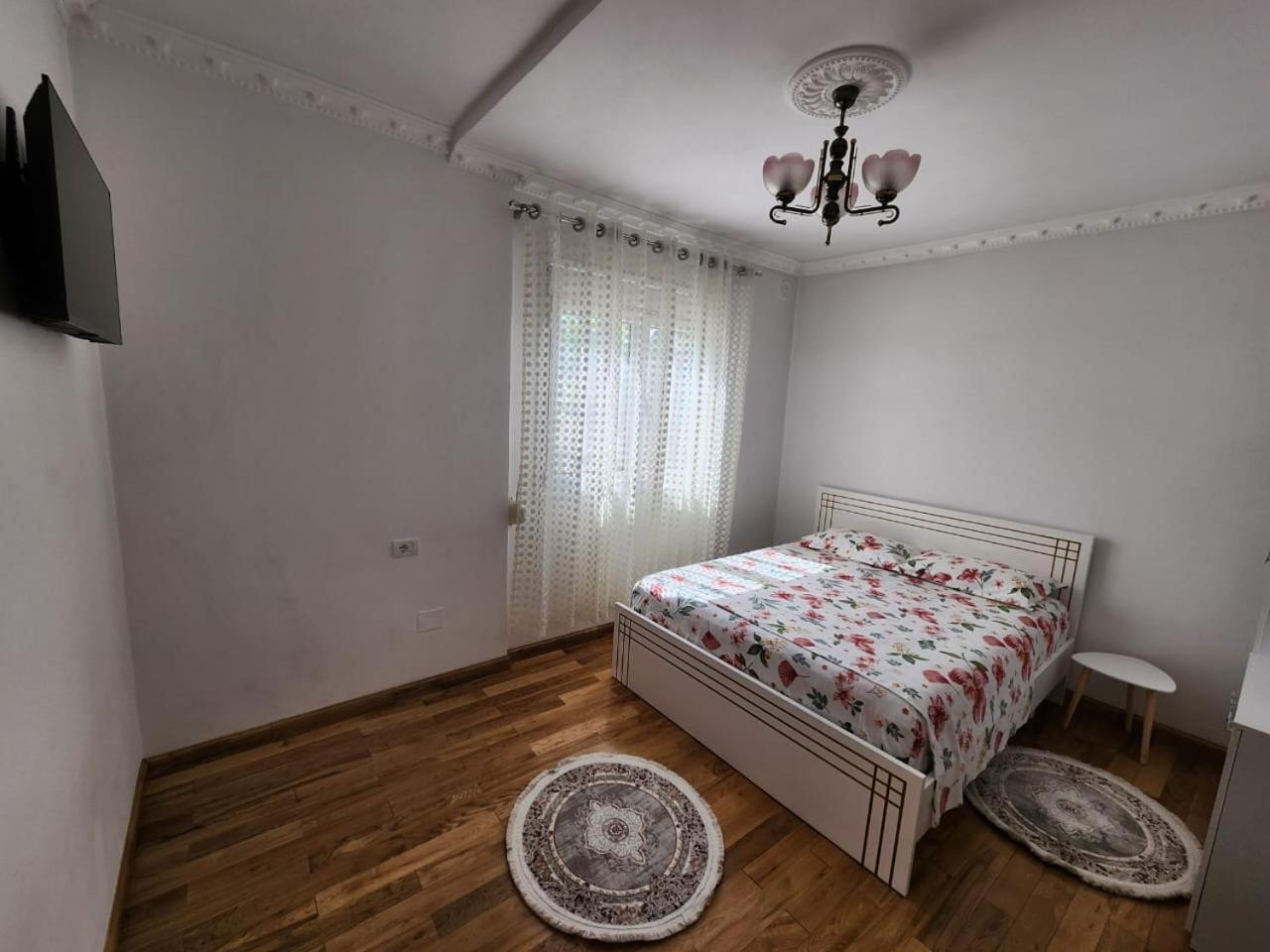 Private Room On A Shared Apartament Near Durres Beach Εξωτερικό φωτογραφία